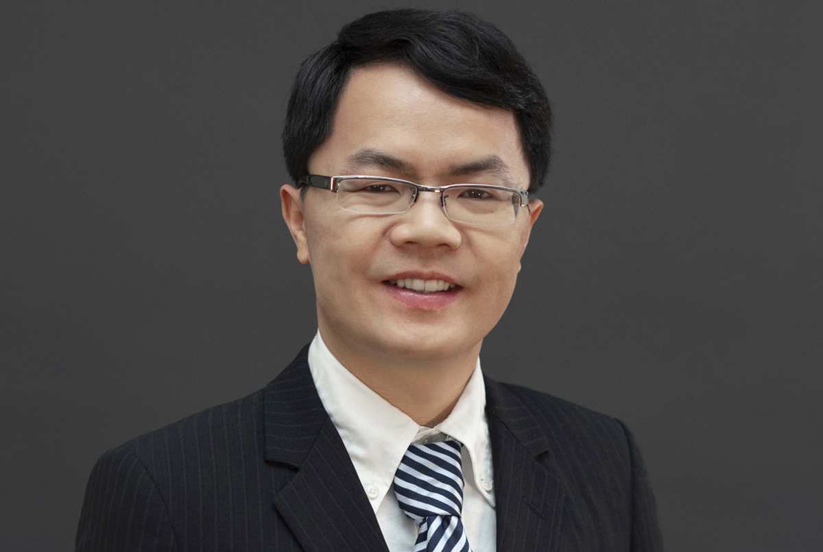Yang Feng